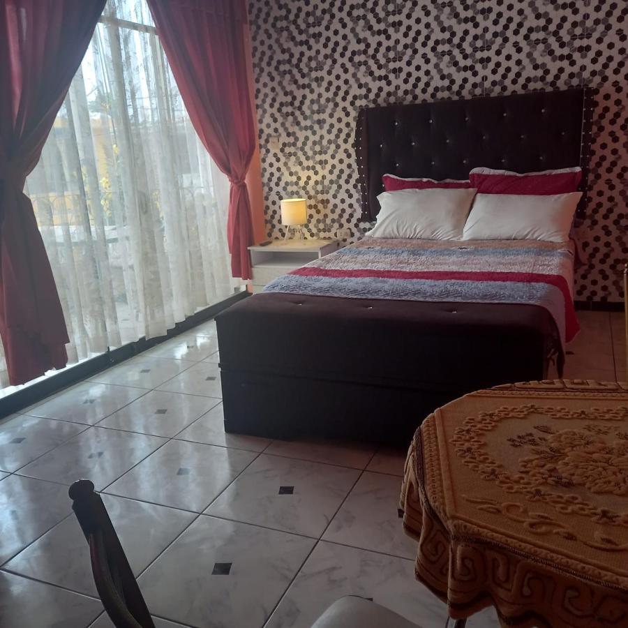 Hostal Luren Nazca Esterno foto