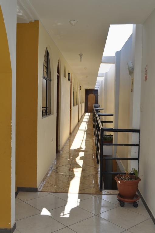 Hostal Luren Nazca Esterno foto