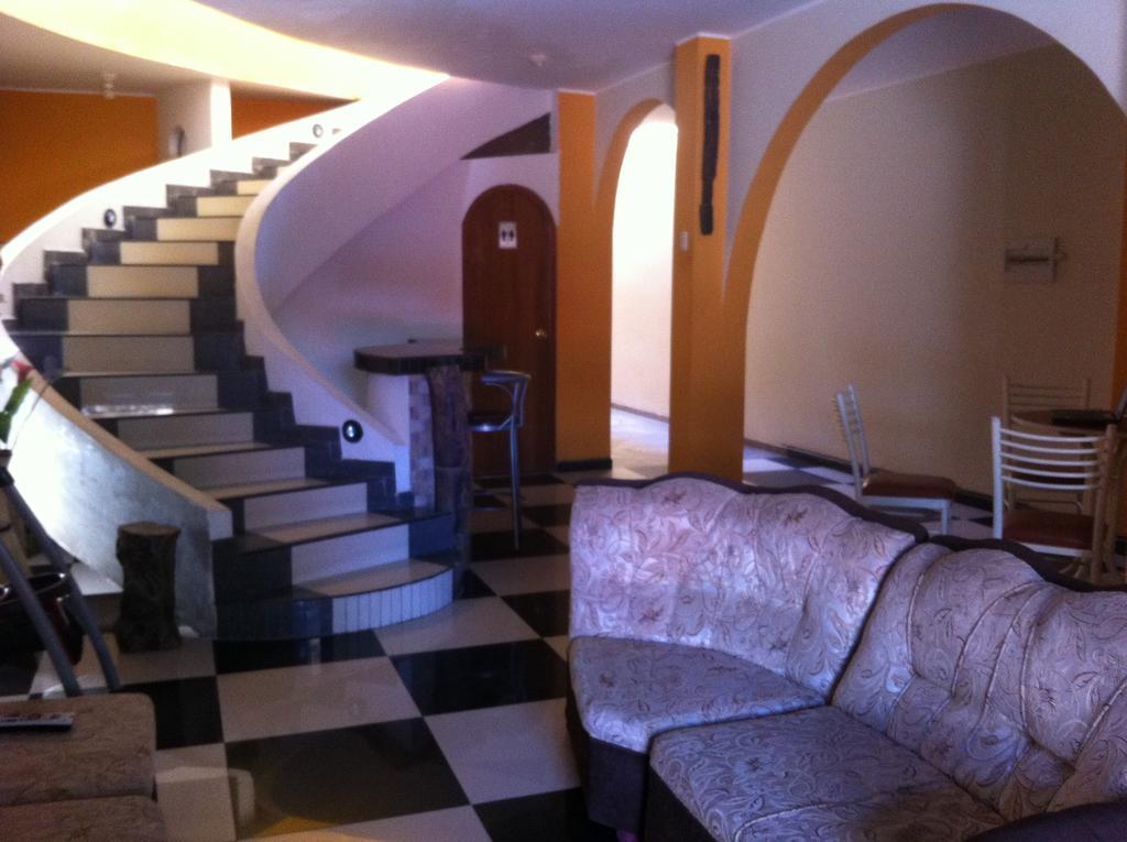 Hostal Luren Nazca Esterno foto